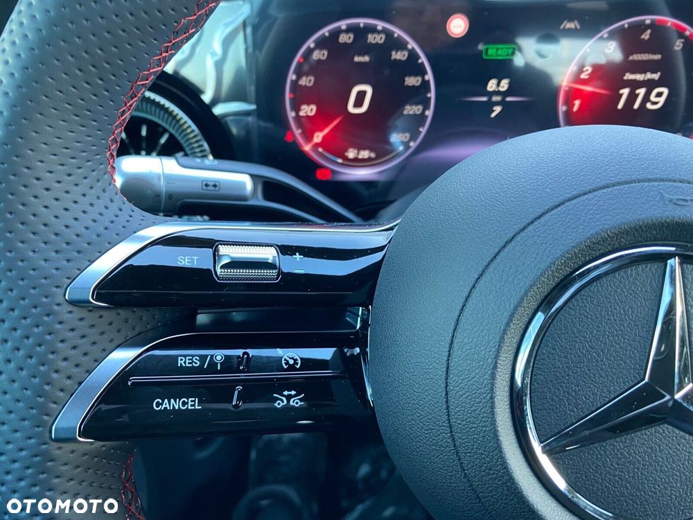 Mercedes-Benz CLA - 11