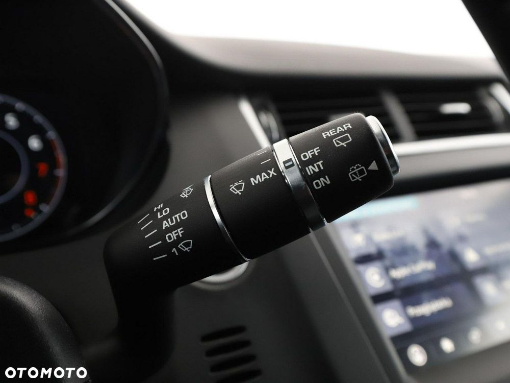 Jaguar E-Pace P200 AWD R-Dynamic S - 34