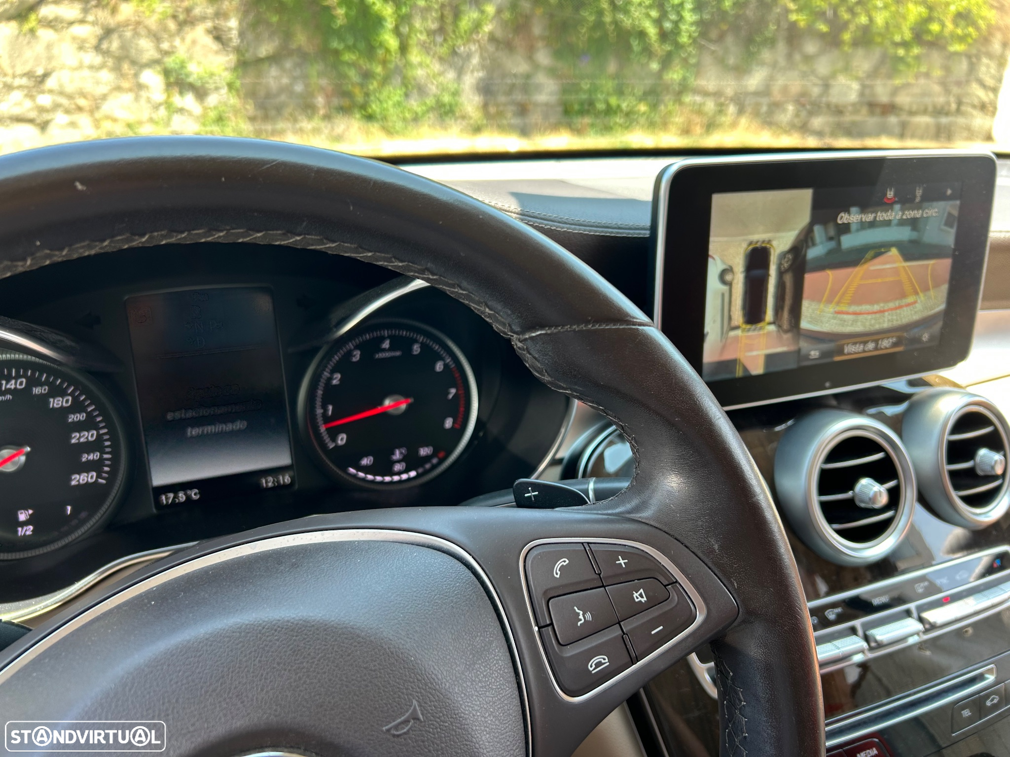 Mercedes-Benz GLC 250 Coupe 4Matic 9G-TRONIC AMG Line - 24