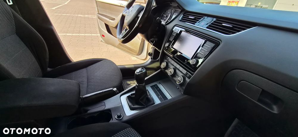 Skoda Octavia 2.0 TDI Ambition - 9