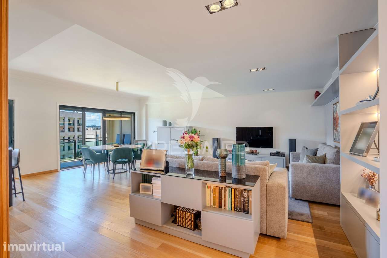 Apartamento T3 para Venda I Condomínio Villa Restelo, com jardim e... - Grande imagem: 3/40