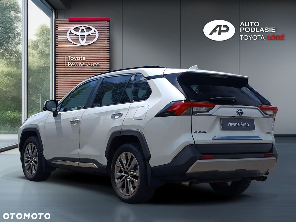 Toyota RAV4 - 6