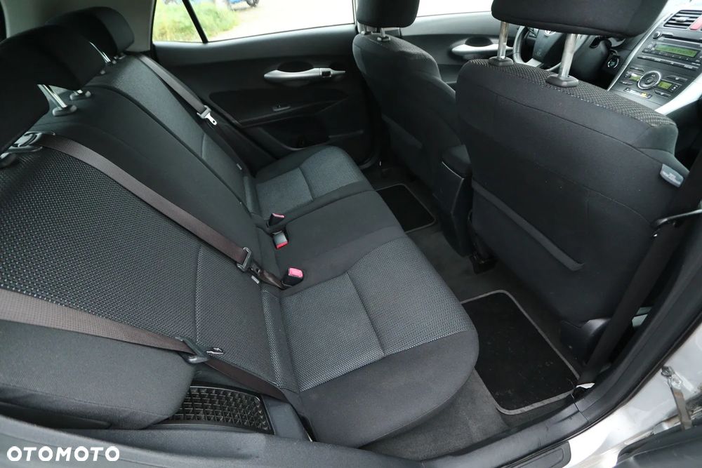 Toyota Auris 1.8 HSD Luna - 16
