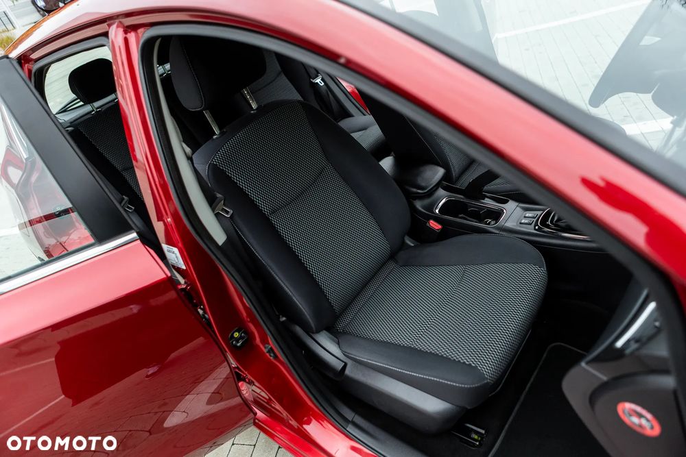 Nissan Pulsar - 32