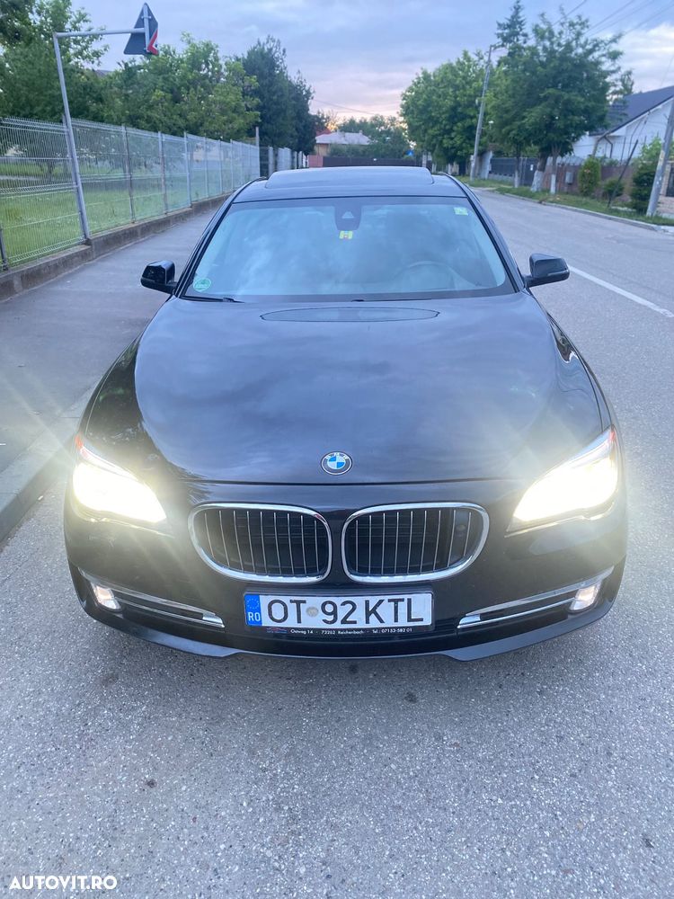 BMW Seria 7 730d xDrive - 18