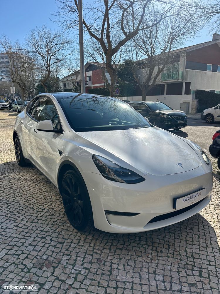 Tesla Model Y Long Range Tração Integral - 18