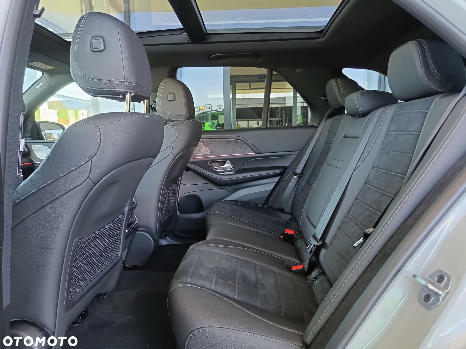 Mercedes-Benz GLE - 36