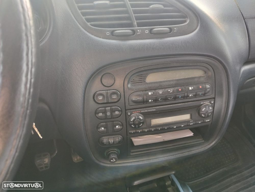 Ford Galaxy - 24