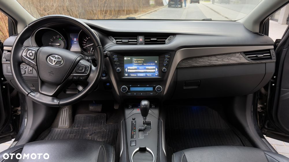 Toyota Avensis Touring Sports 1.8 Multidrive S Executive - 11