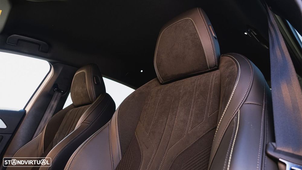 Peugeot 308 1.2 PureTech GT EAT8 - 12