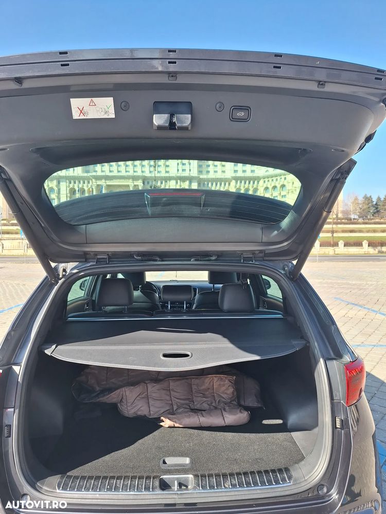 Kia Sportage 2,0 CRDI AWD Aut. GT Line - 6