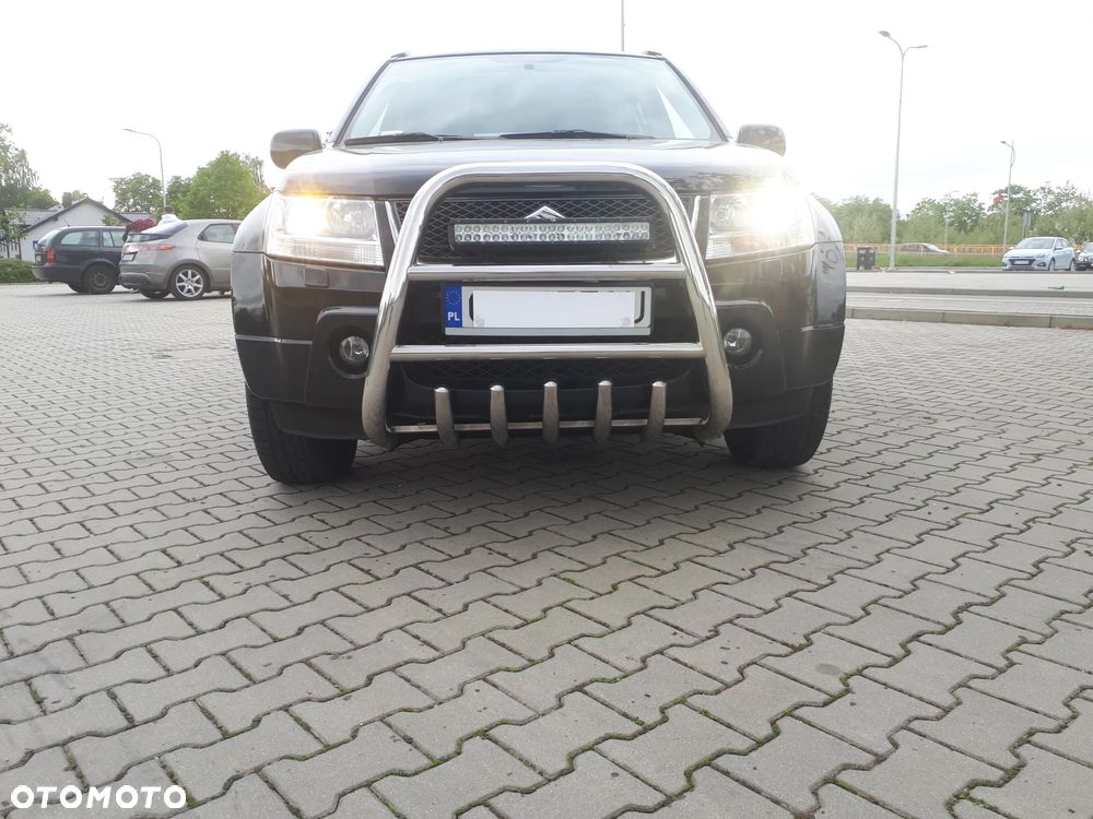 Suzuki Grand Vitara 2.0 Club Family - 2