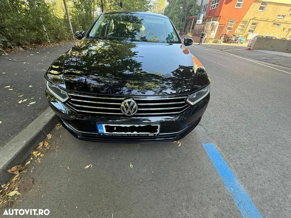 Volkswagen Passat 2.0 TDI DSG Comfortline - 1