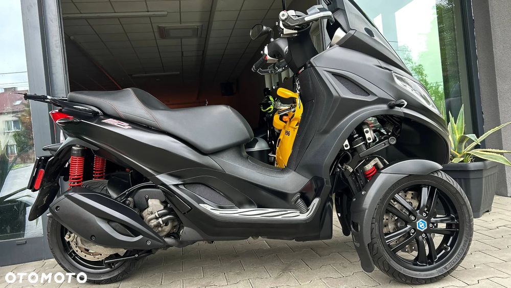 Piaggio MP-3 - 2