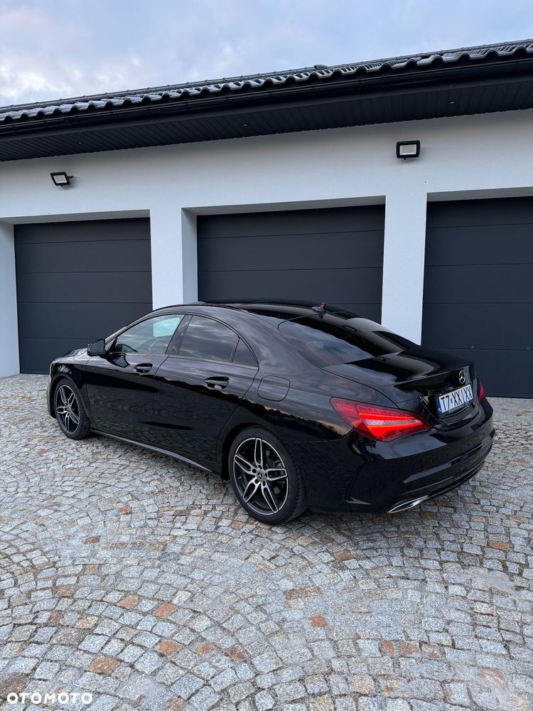 Mercedes-Benz CLA 220 d 7G-DCT AMG Line - 4