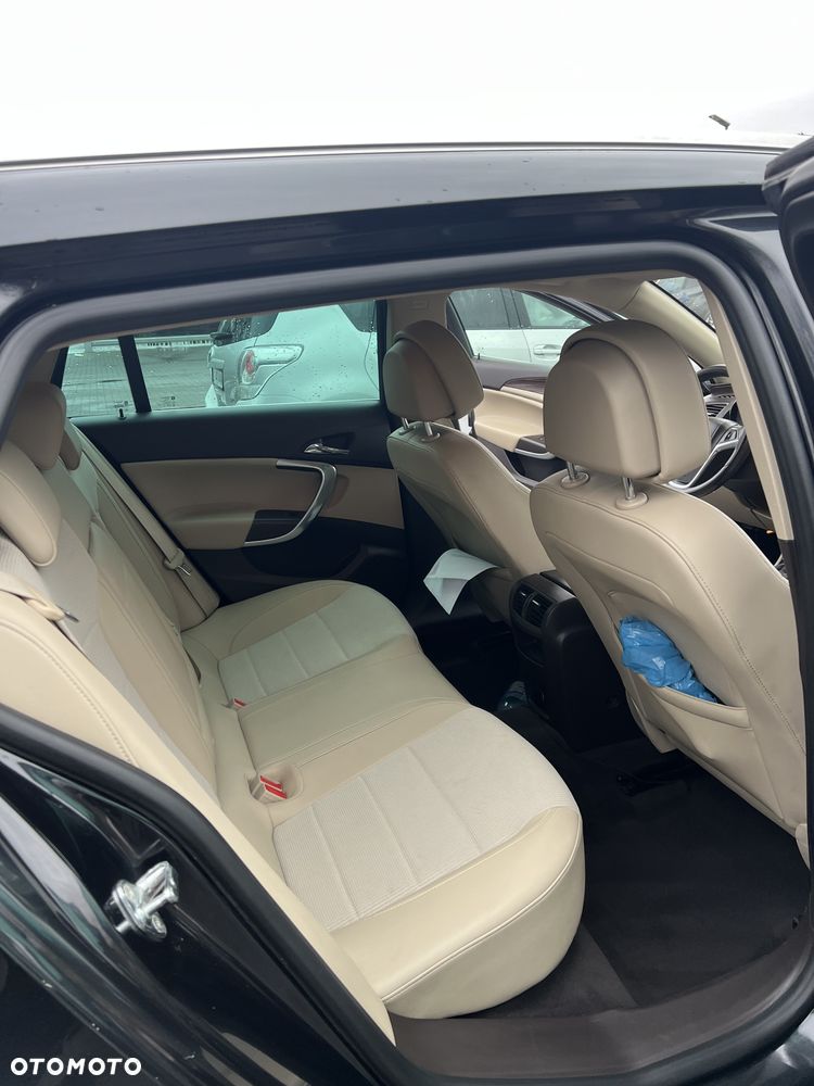Opel Insignia 2.0 CDTI - 9
