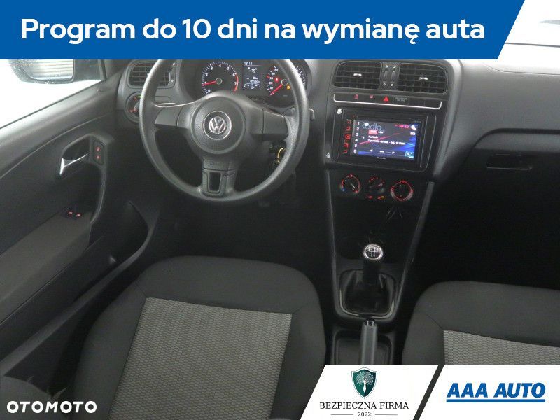 Volkswagen Polo - 8
