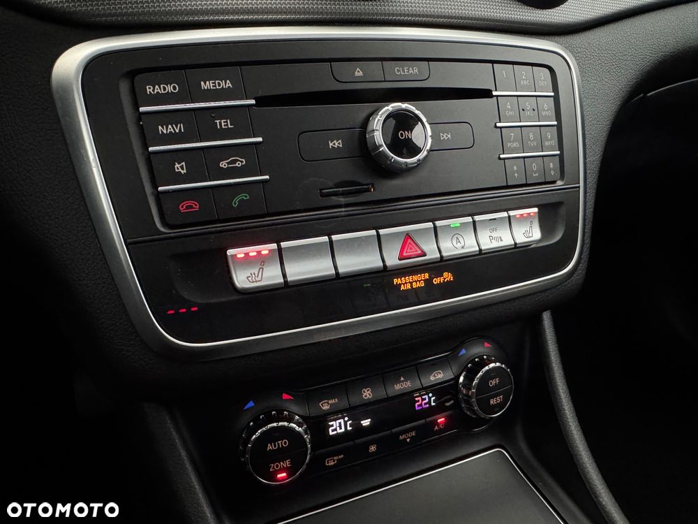 Mercedes-Benz CLA 180 d AMG Line - 10