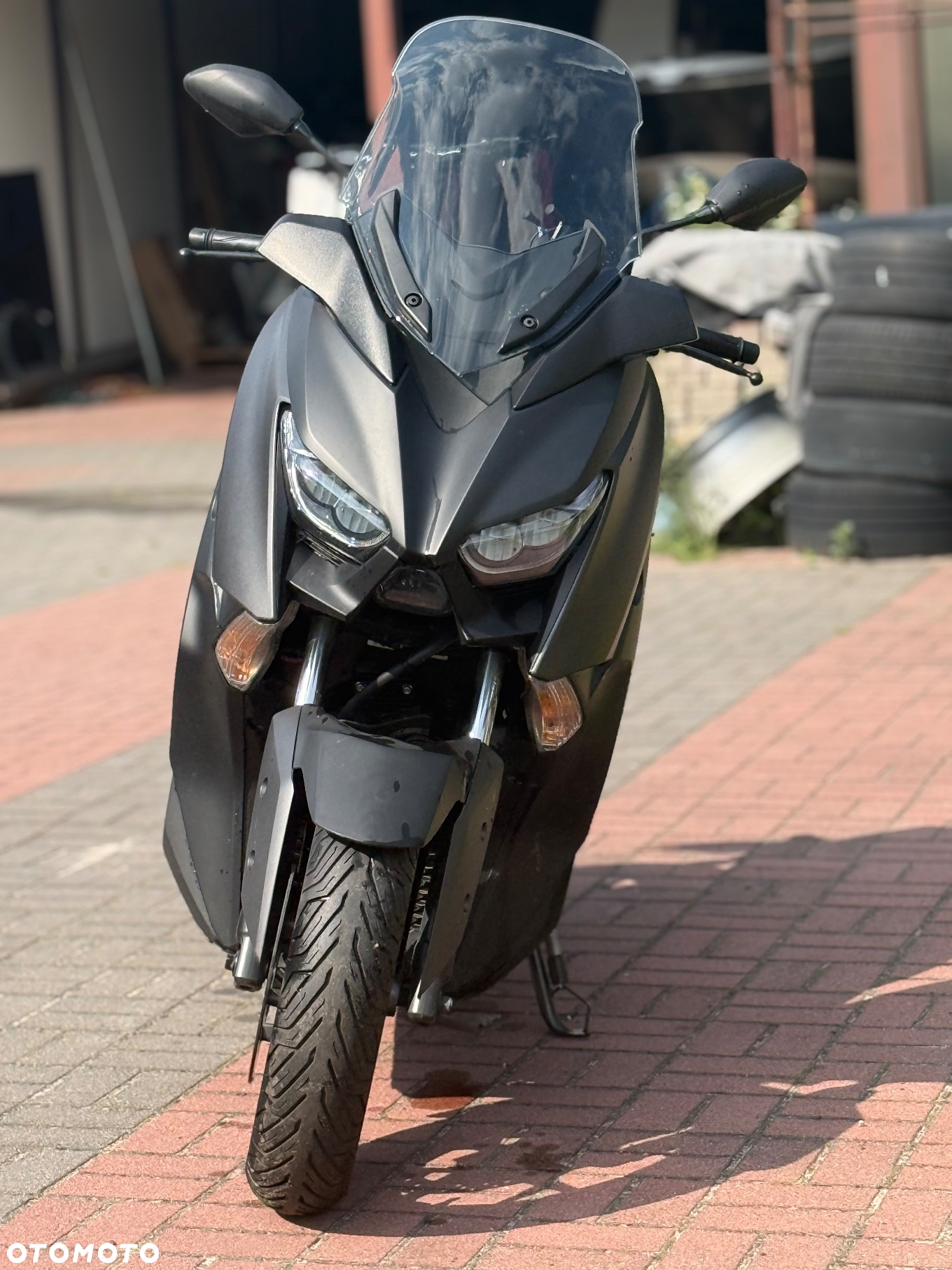 Yamaha X-max - 3