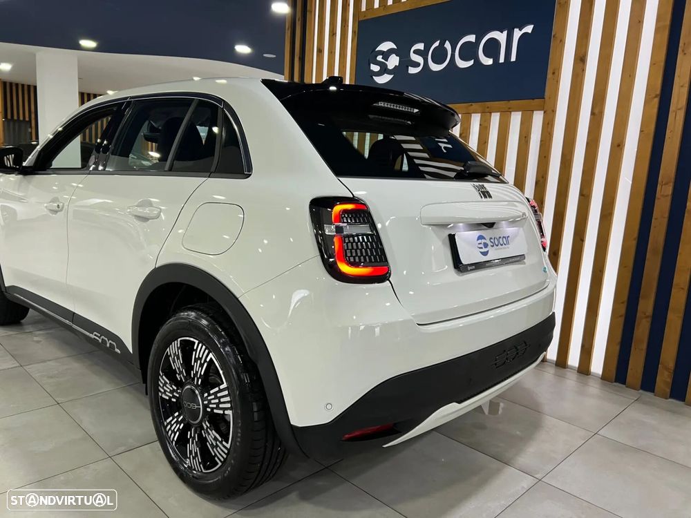 Fiat 600e 54 kWh (RED) - 7