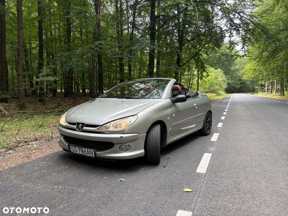 Peugeot 206 CC - 1