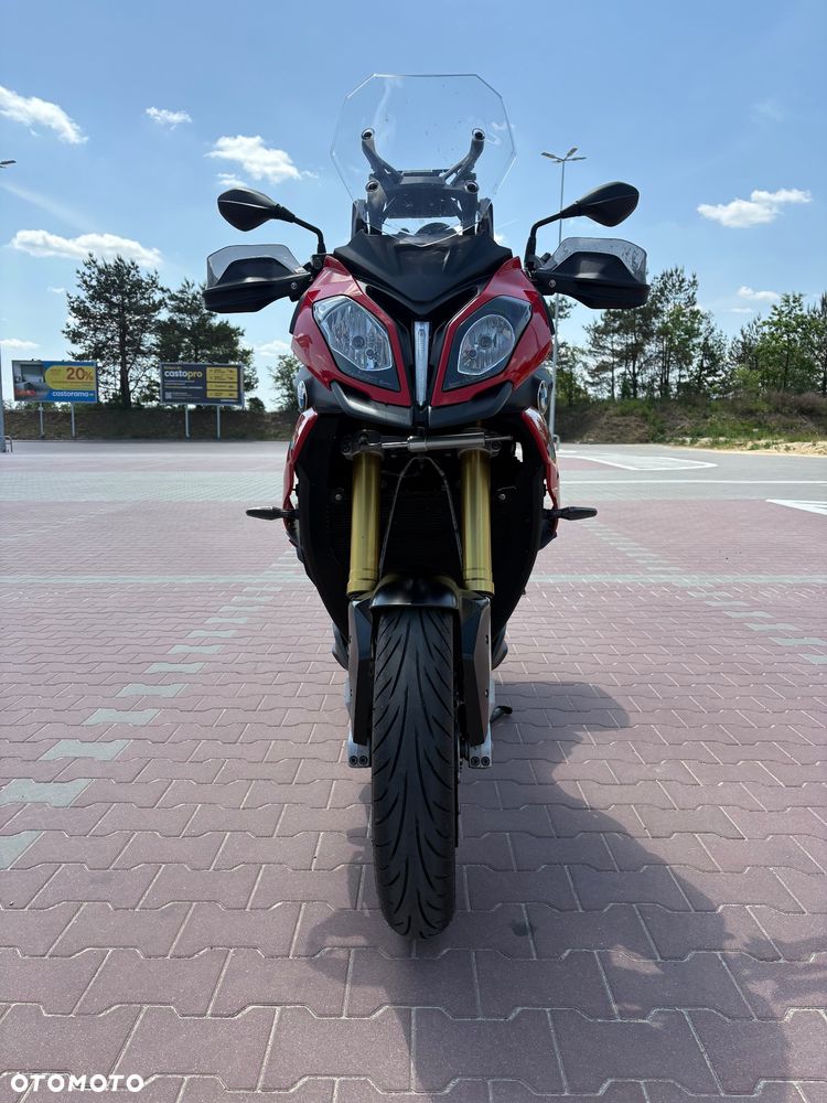 BMW S - 6