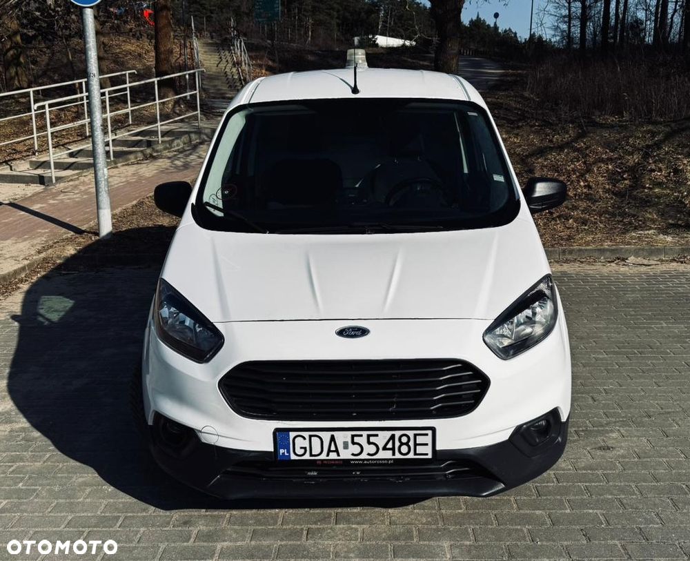 Ford Courier - 2
