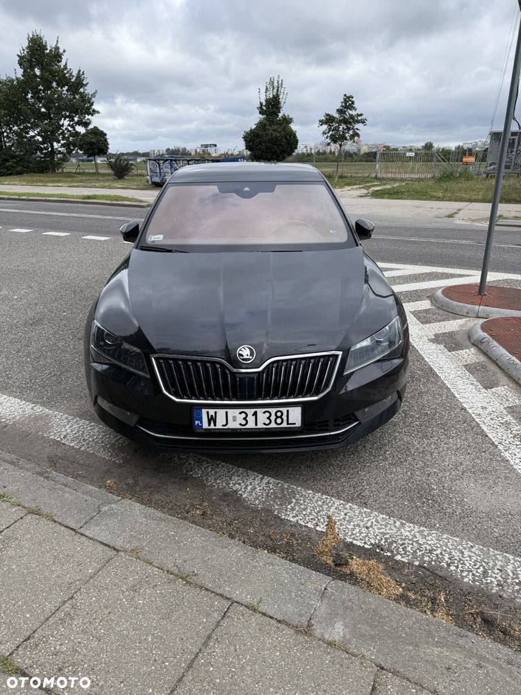 Skoda Superb 2.0 TSI 4x4 L&K DSG - 2