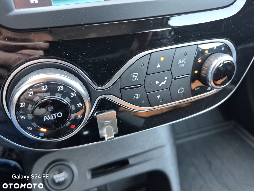 Renault Captur - 28