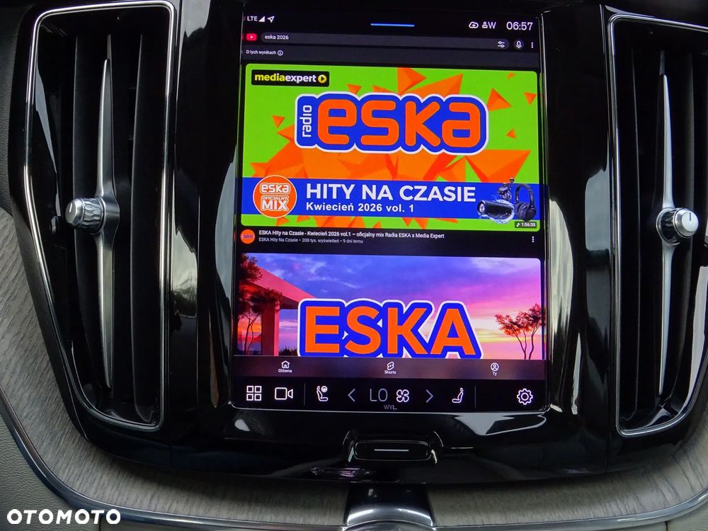 Volvo XC 60 B4 D AWD Ultimate Bright - 30