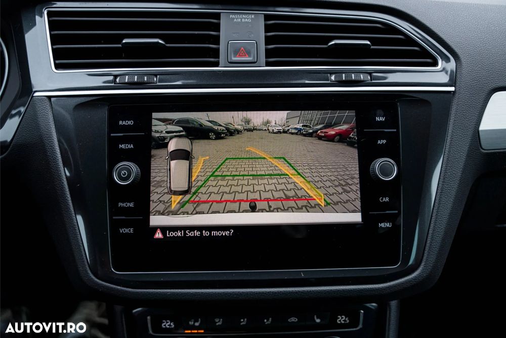 Volkswagen Tiguan 2.0 TDI SCR 4MOTION (BlueMotion Techn.) DSG Highline - 24