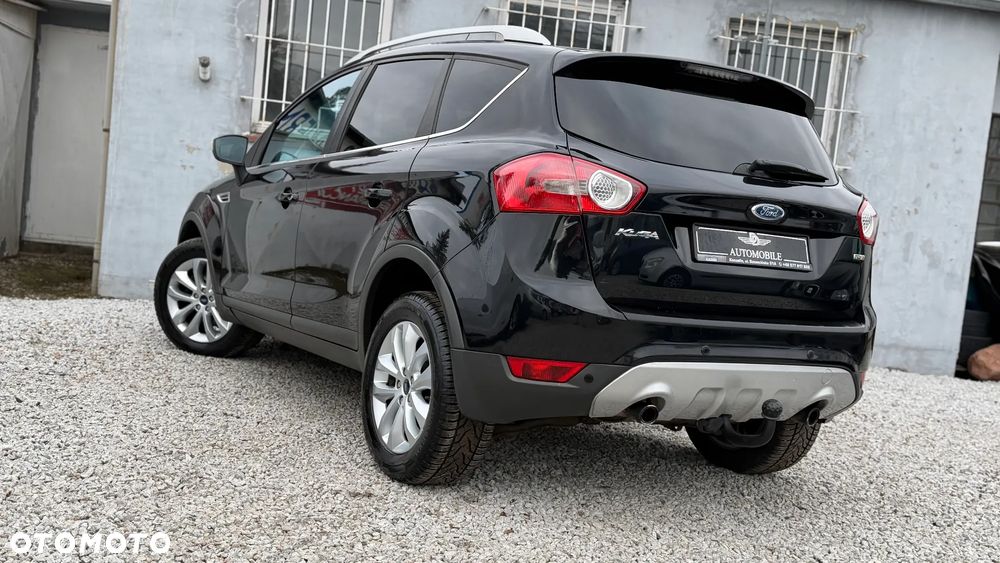 Ford Kuga 2.0 TDCi 2x4 Titanium - 14