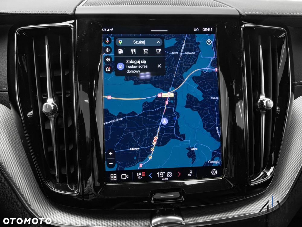 Volvo XC 60 B5 D AWD Ultimate Dark - 34