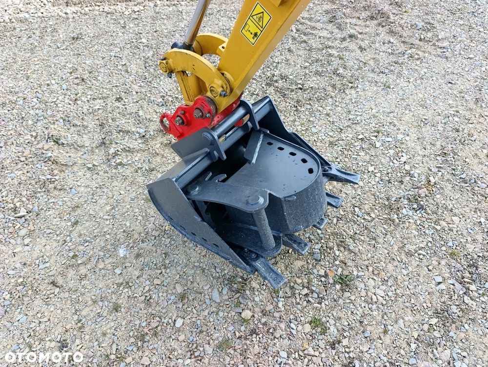 Caterpillar 301.8 - 11