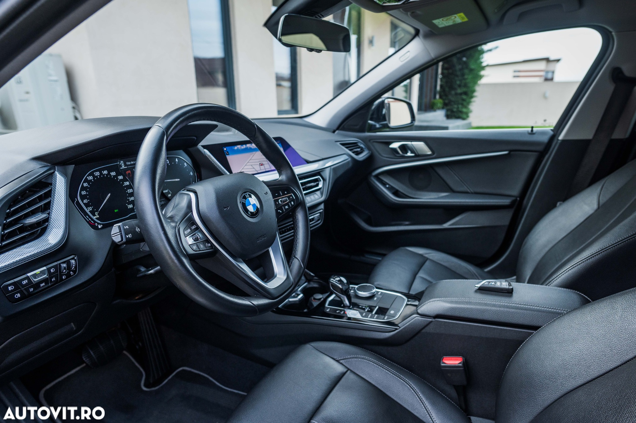 BMW Seria 1 118i Aut. Luxury Line - 36