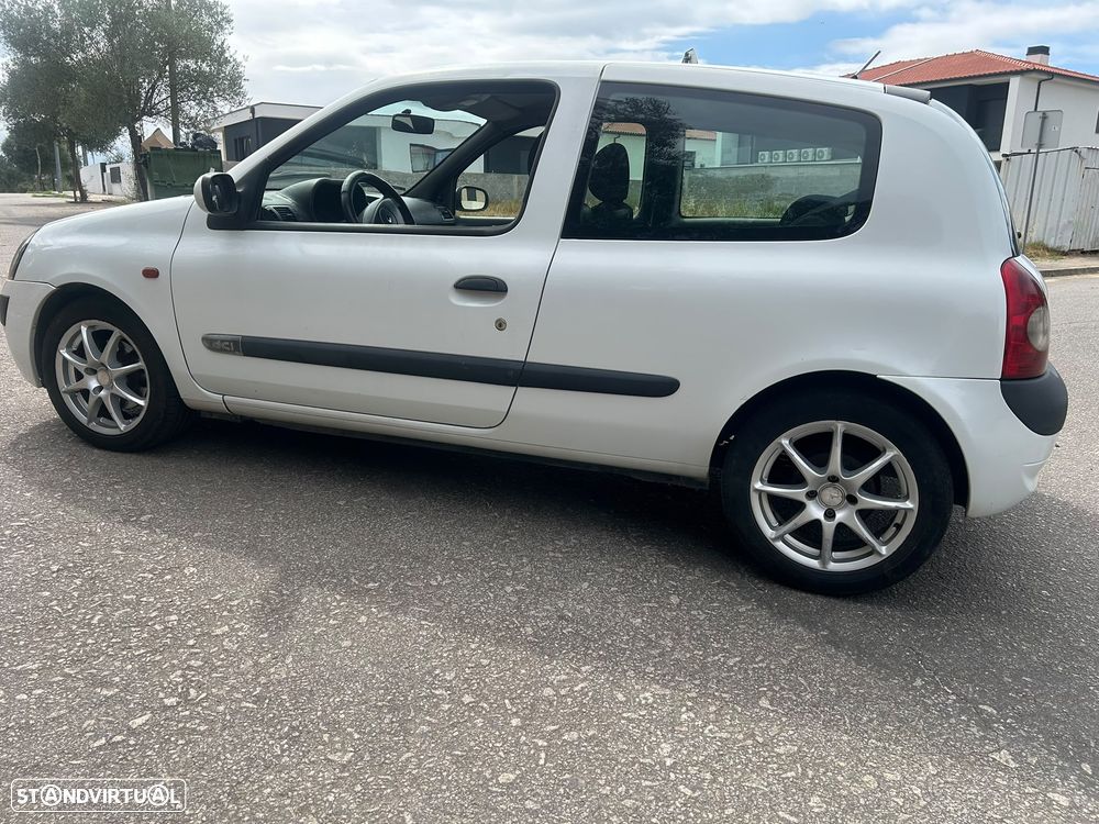Renault Clio 1.5 dCi Expression - 7