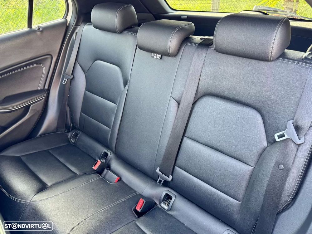 Mercedes-Benz GLA 180 CDI Urban Aut. - 14