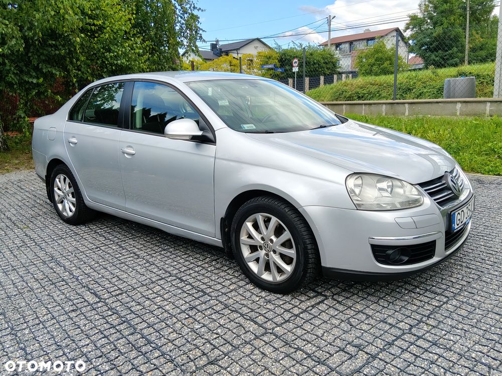 Volkswagen Jetta 1.4 TSI Highline - 8