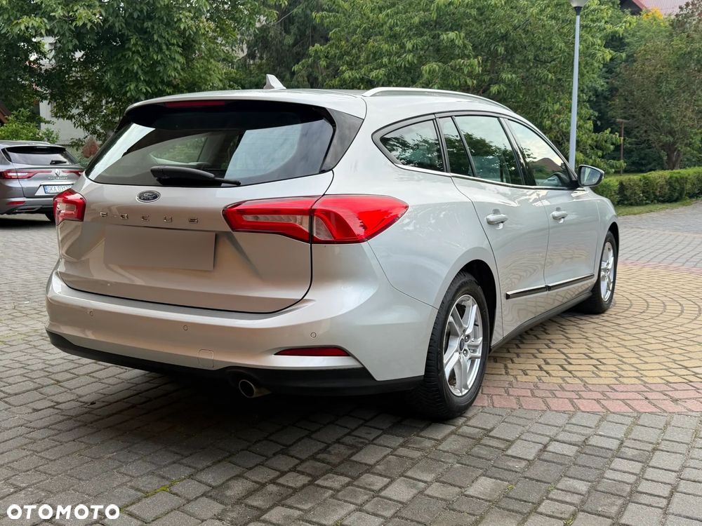Ford Focus 1.5 EcoBlue Start-Stopp-System COOL&CONNECT - 5
