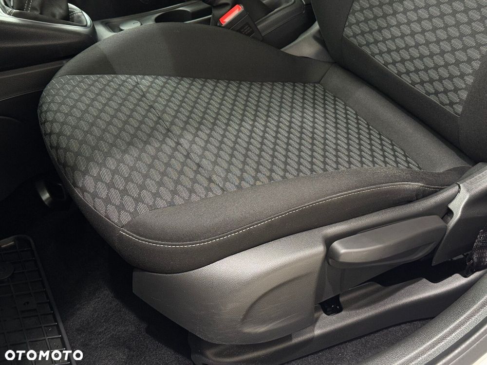 Opel Astra 1.2 T Edition S&S - 11