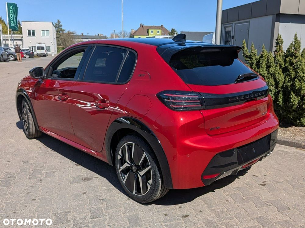Peugeot 208 - 4