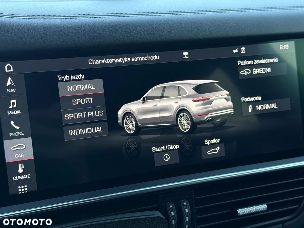 Porsche Cayenne - 27