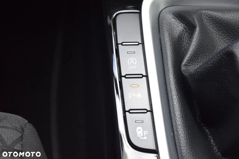 Kia Ceed 1.4 T-GDI OPF Platinum Edition - 39