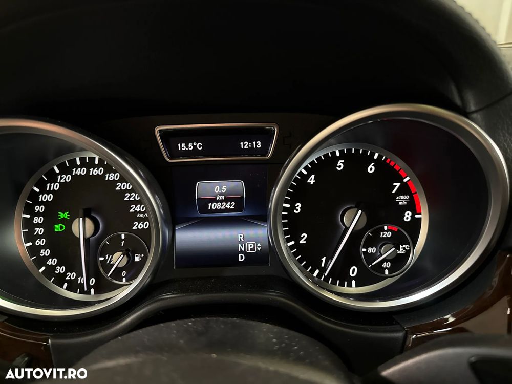 Mercedes-Benz GL - 11