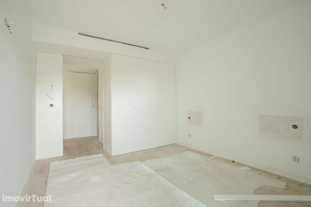 T2 NOVO com Varanda e Lugar de Garagem PORTO - Grande imagem: 4/27