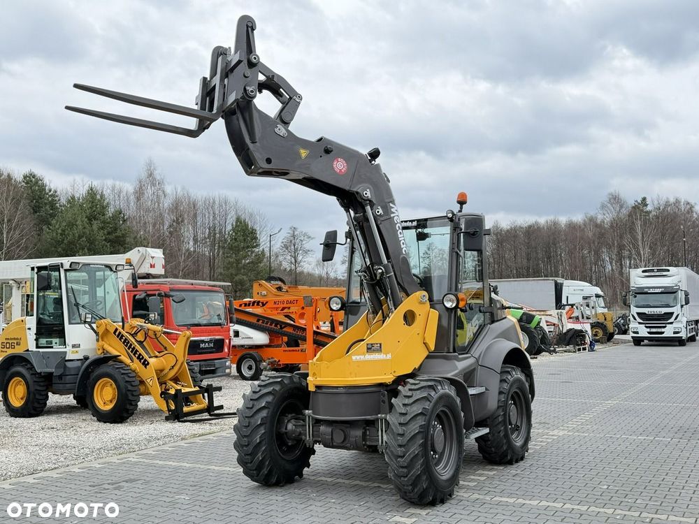 Mecalac AS 700 Obrotowe ramie Szybko-Złącze Mało motogodzin - 9