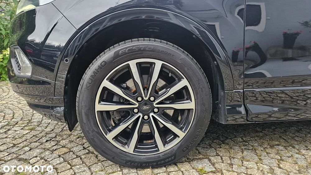 Ford Kuga 2.0 TDCi 2x4 ST-Line - 32