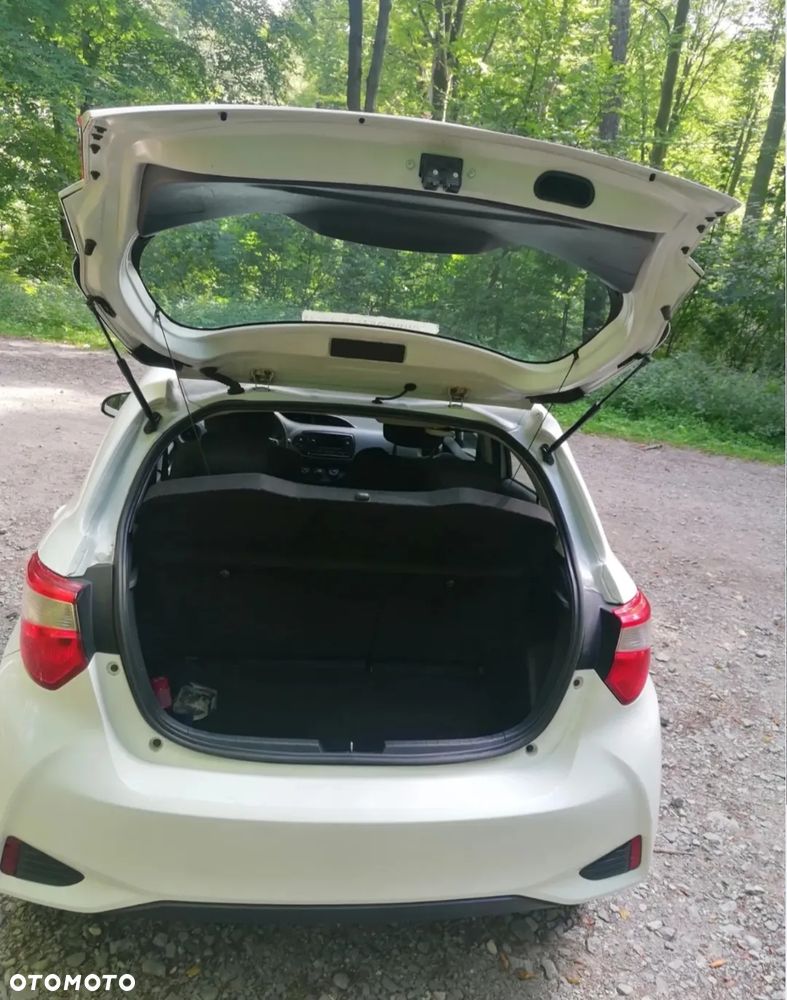 Toyota Yaris 1.0 Premium EU6 - 4