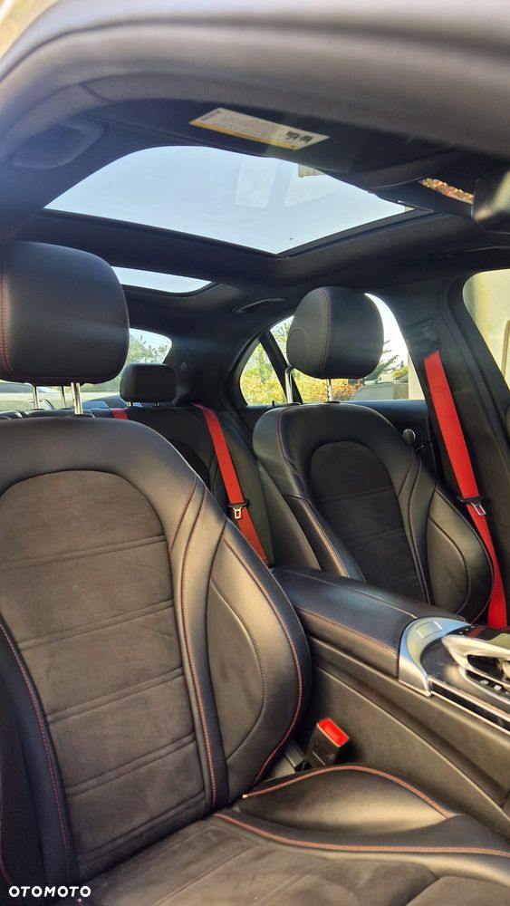 Mercedes-Benz Klasa C AMG 43 4Matic 9G-TRONIC - 22
