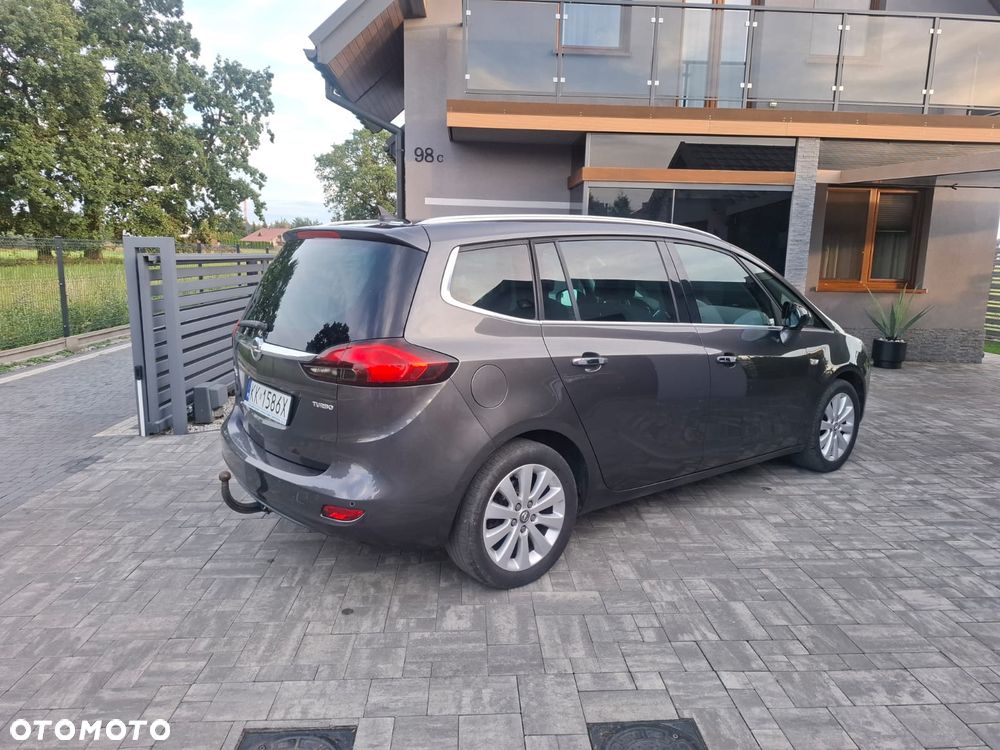 Opel Zafira 1.4 T Cosmo EcoFLEX S&S EU6 - 23